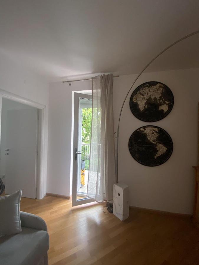 Living Vittoria: Vicino Al Centro Di Bolzano Apartman Kültér fotó