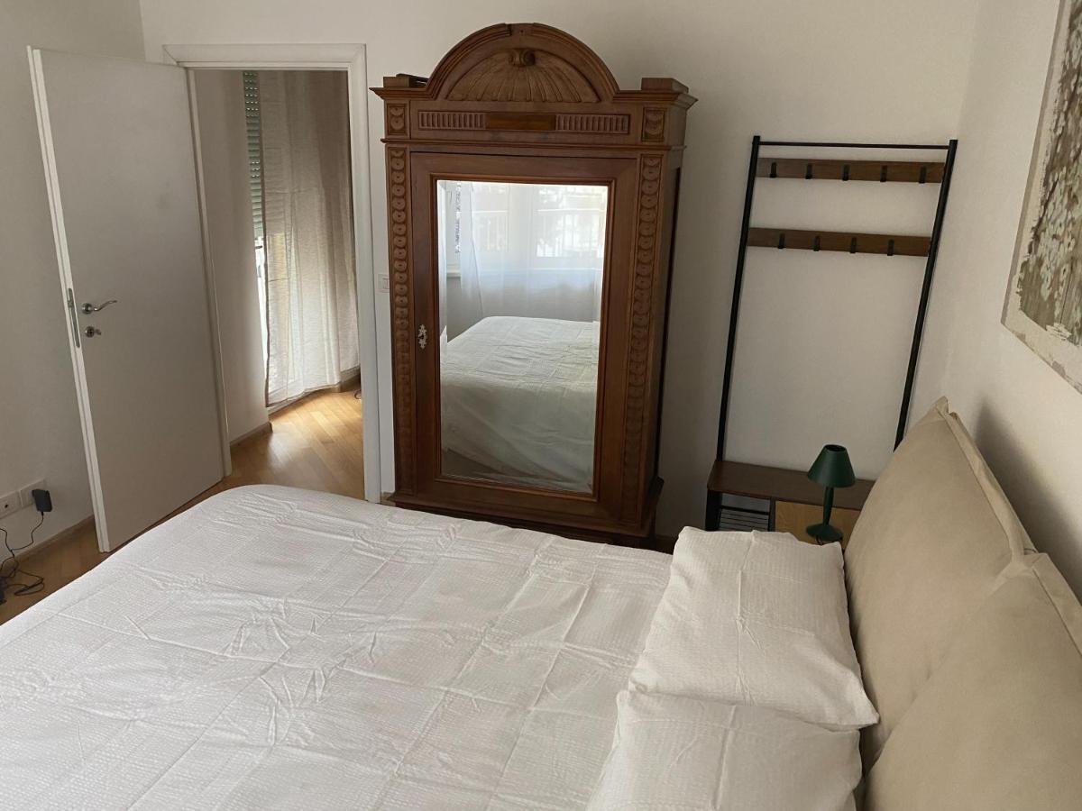 Living Vittoria: Vicino Al Centro Di Bolzano Apartman Kültér fotó